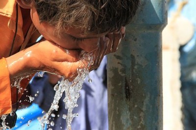 512px-Providing_clean_water_to_millions_of_people
