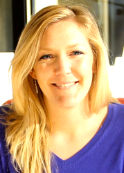 Emily Holdman headshot