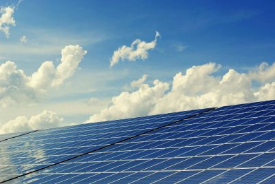 With solar energy being such a hot investment right now, here are five solar energy startup companies you really ought to know more about.