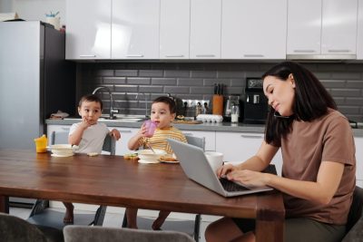 balancing work life and parenting
